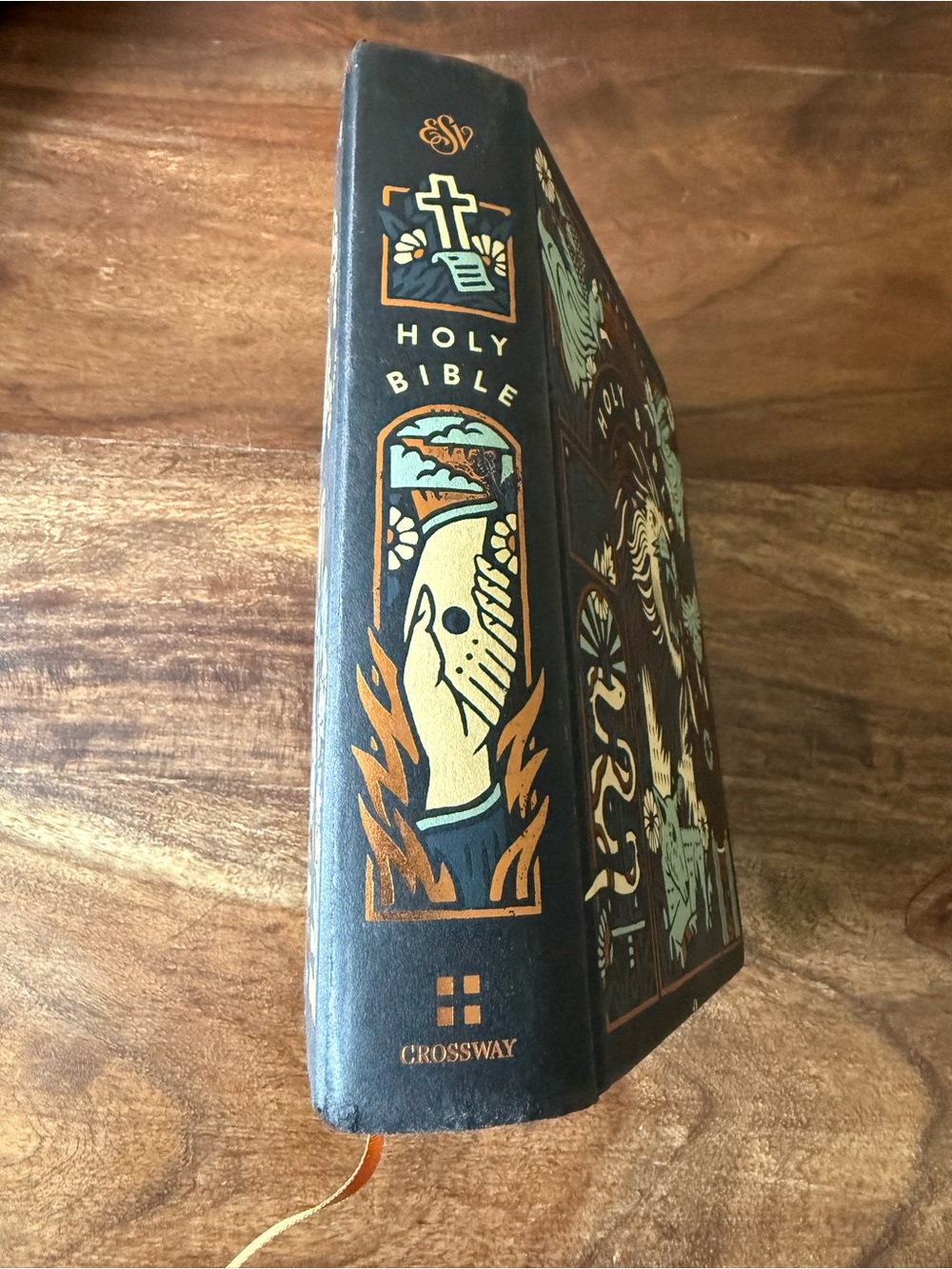 ESV Single Column Journaling Bible, Artist Series Joshua Noom the Lion - Picture 3 of 11